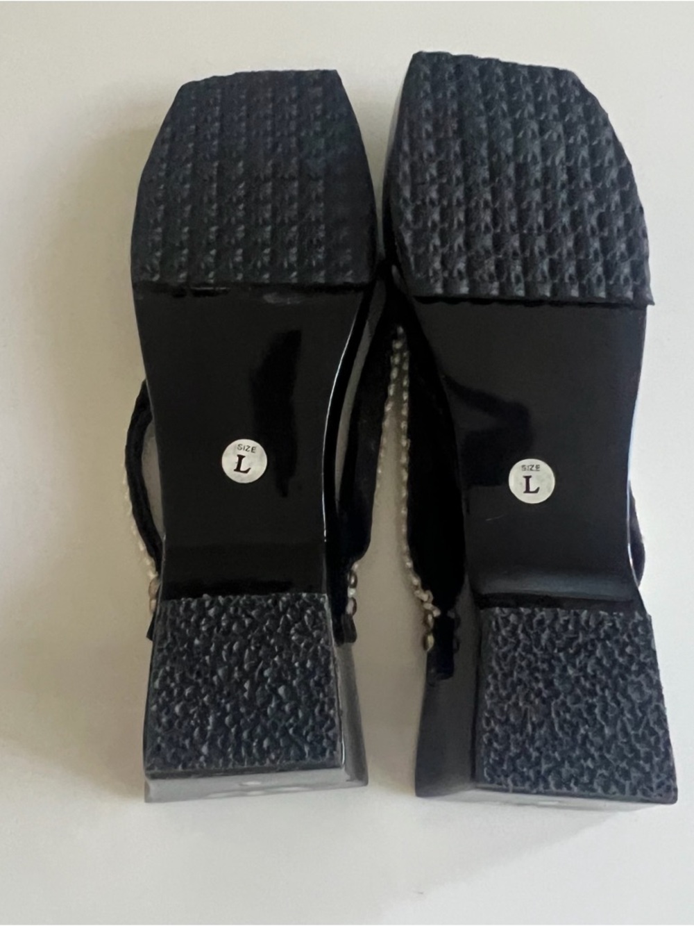 Japanese Wooden Flip Flop - Picture 3 of 6